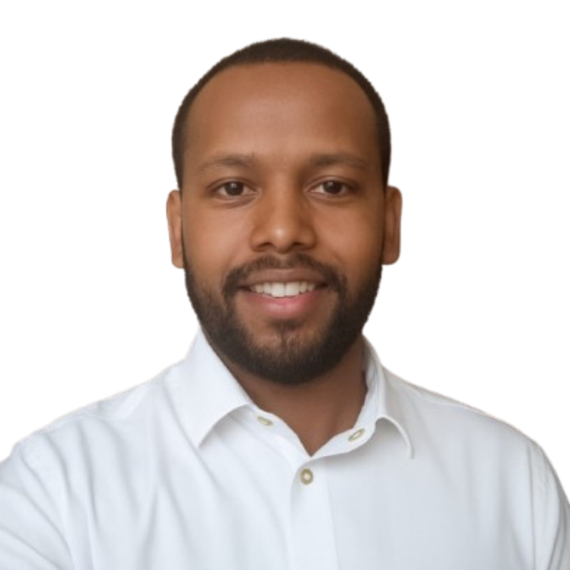 Yusey Zobe – Founder and content writer at READ TO RISE