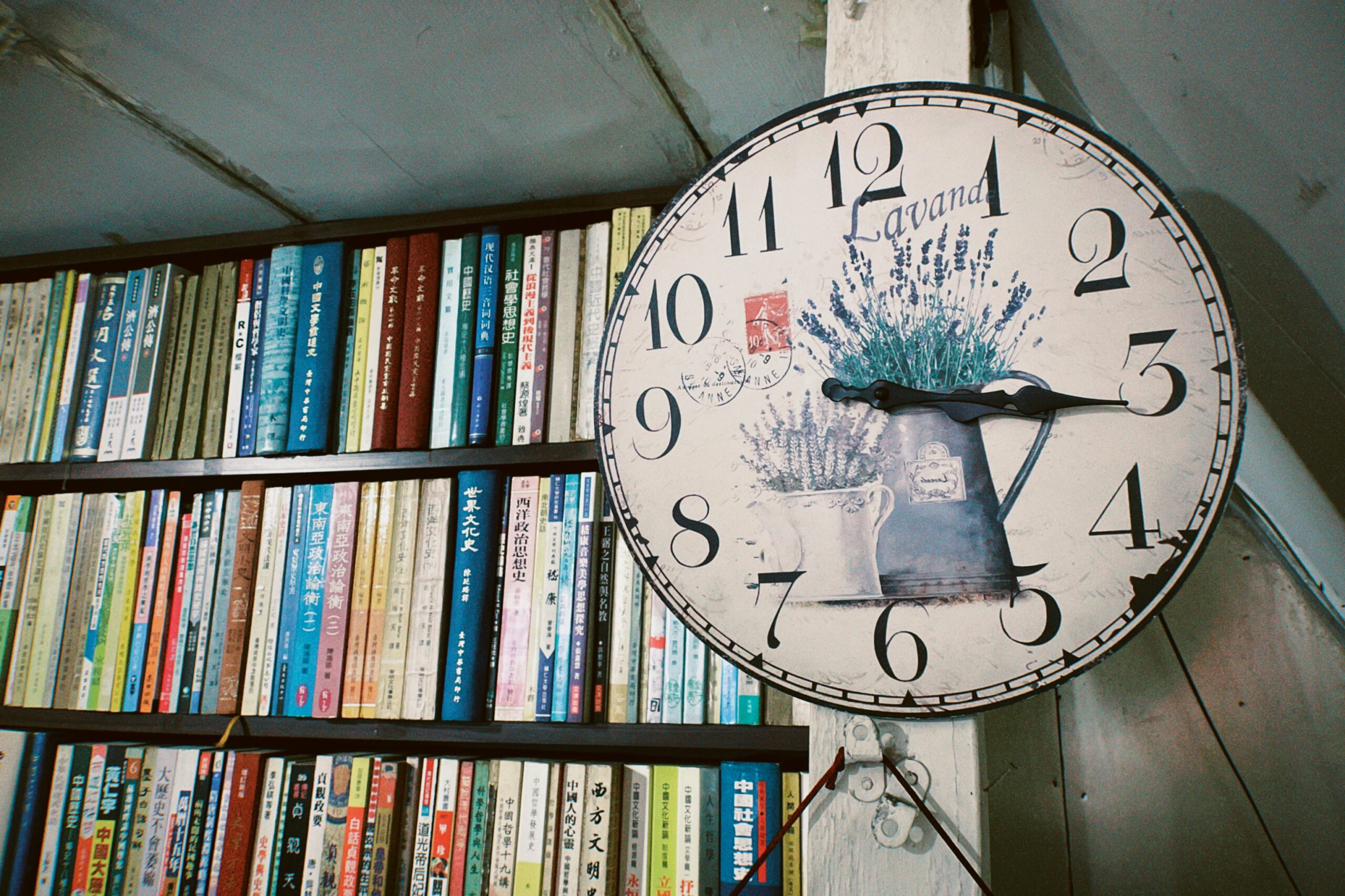 How Long Should You Read Per Day for Real Benefits?